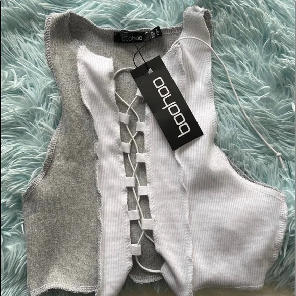 BOOHOO RIPPED TOP - Picture 1 of 3